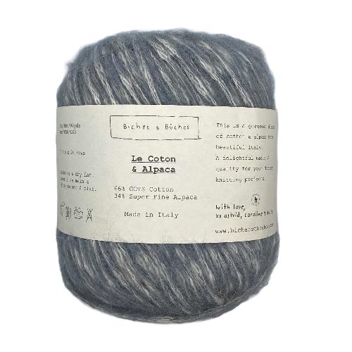 Biches et Buches Le Coton et Alpaca Garn Medium Grey Blue