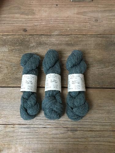 Biches et Buches Le Petit Lambswool Yarn Blue Green