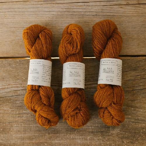 Biches et Buches Le Petit Lambswool Yarn Soft Orange Brown