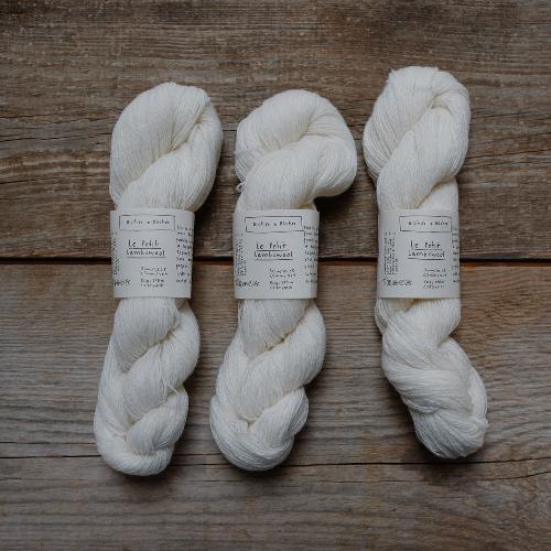 Biches et Buches Le Petit Lambswool Yarn White